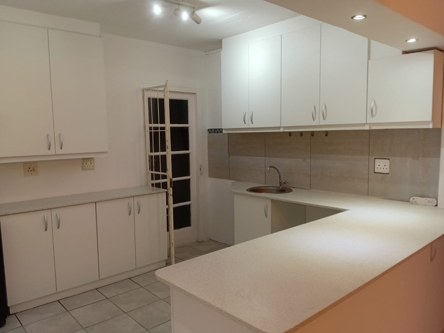 1 Bedroom Property for Sale in Gonubie Eastern Cape